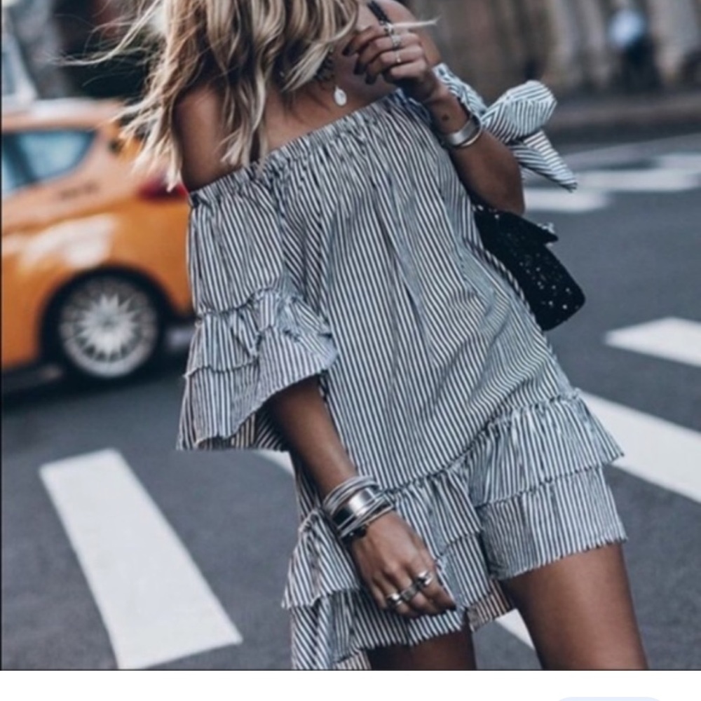 Zara off the shoulder dress size small brand new